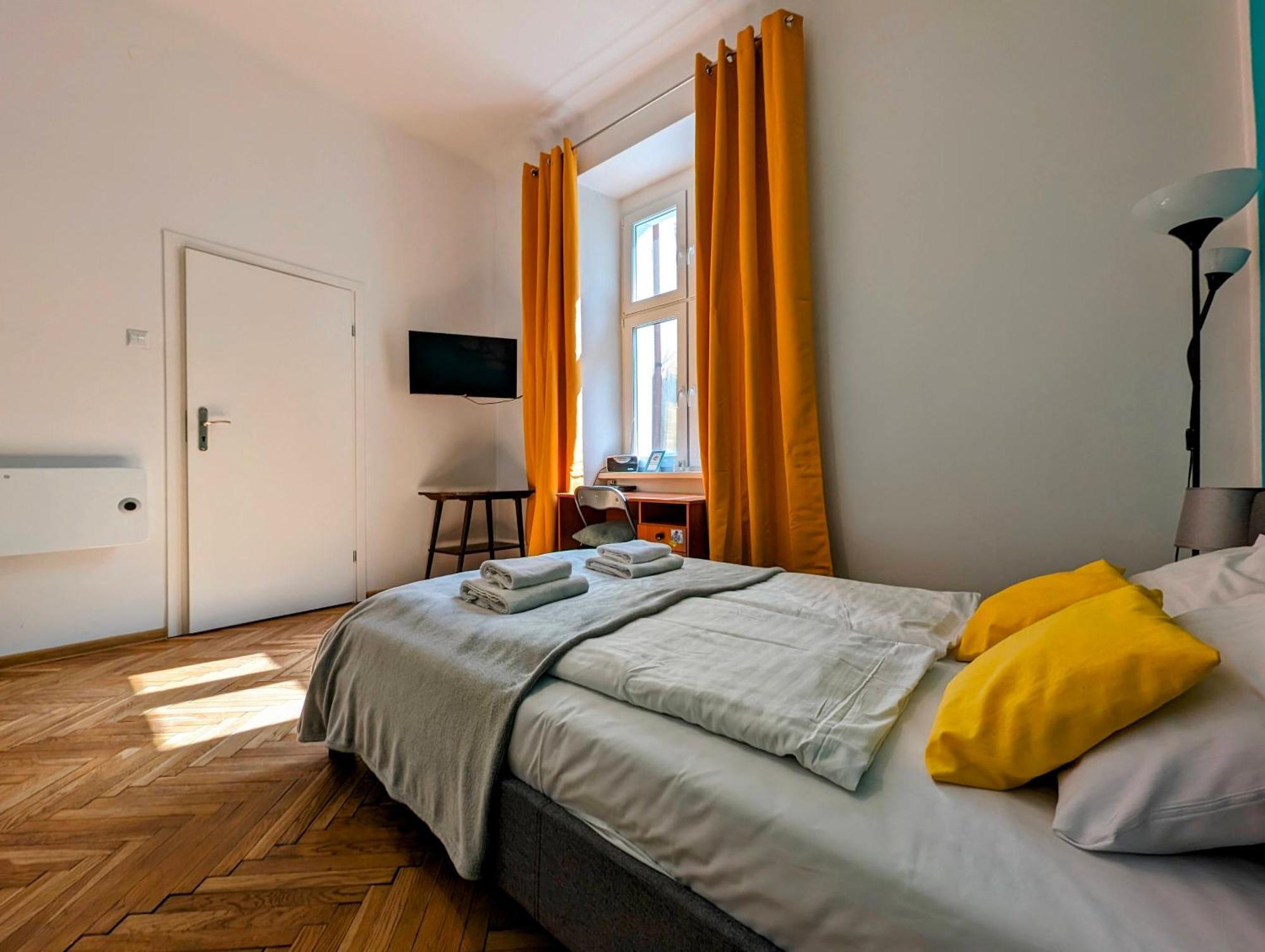 Wislna 4 By Homeprime Krakau Buitenkant foto