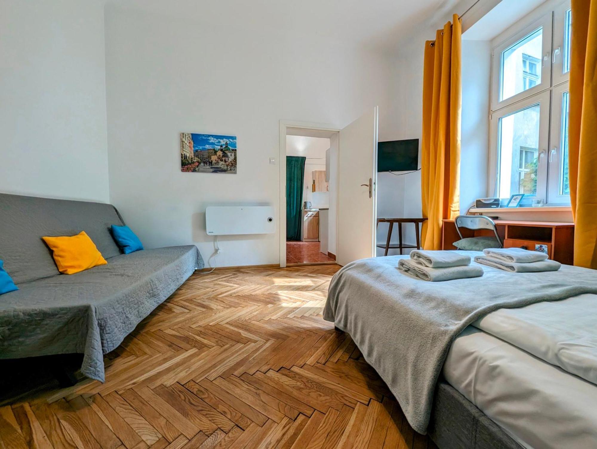 Wislna 4 By Homeprime Krakau Buitenkant foto